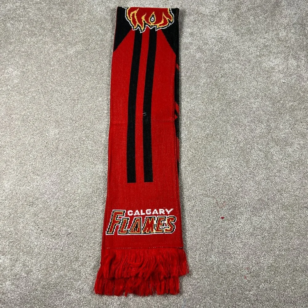 Reebok Unisex OSFA Red Black Winter Fringe Calgary Flames‎ Ice Hockey Scarf NWT